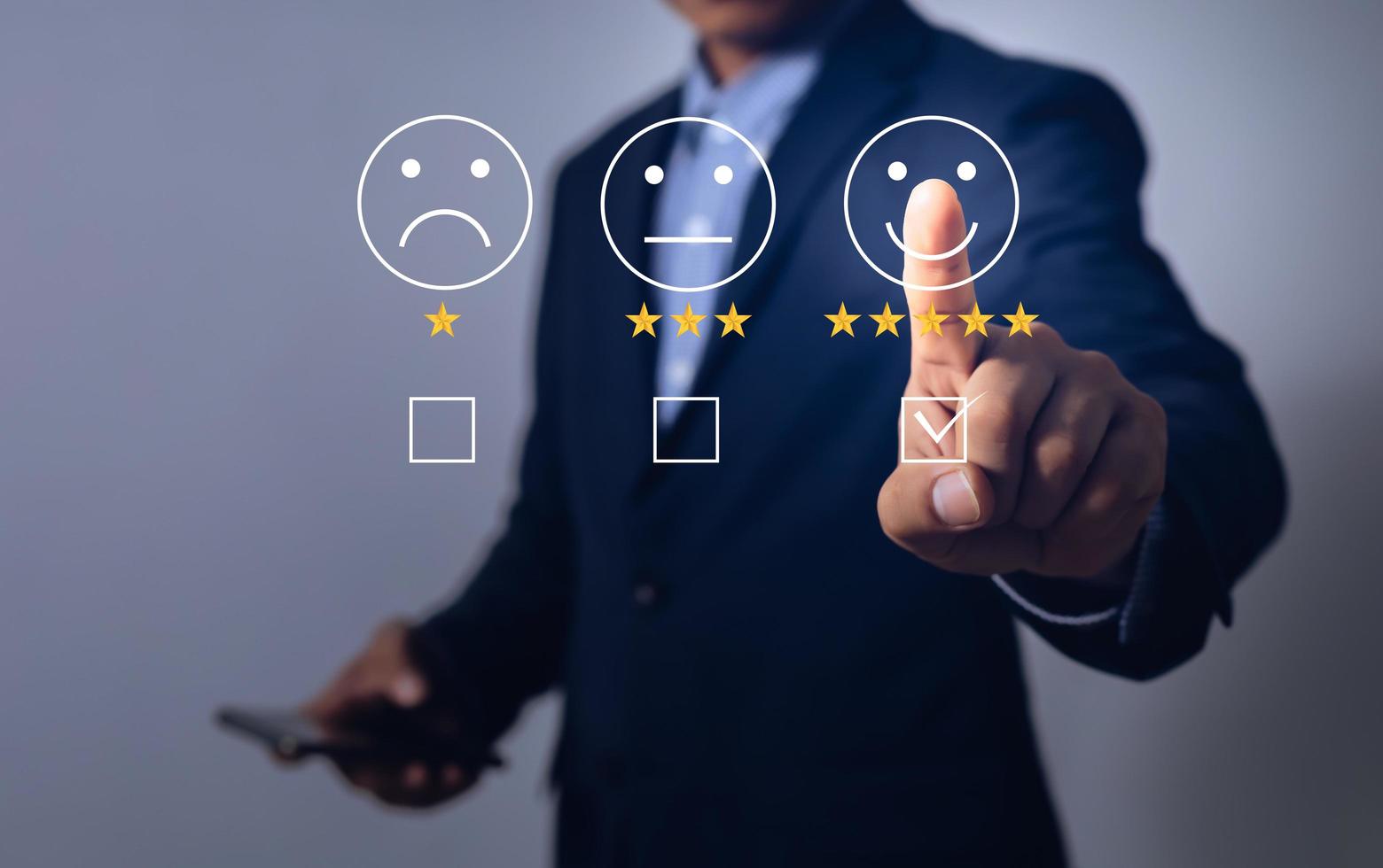 نظرات مراجعان